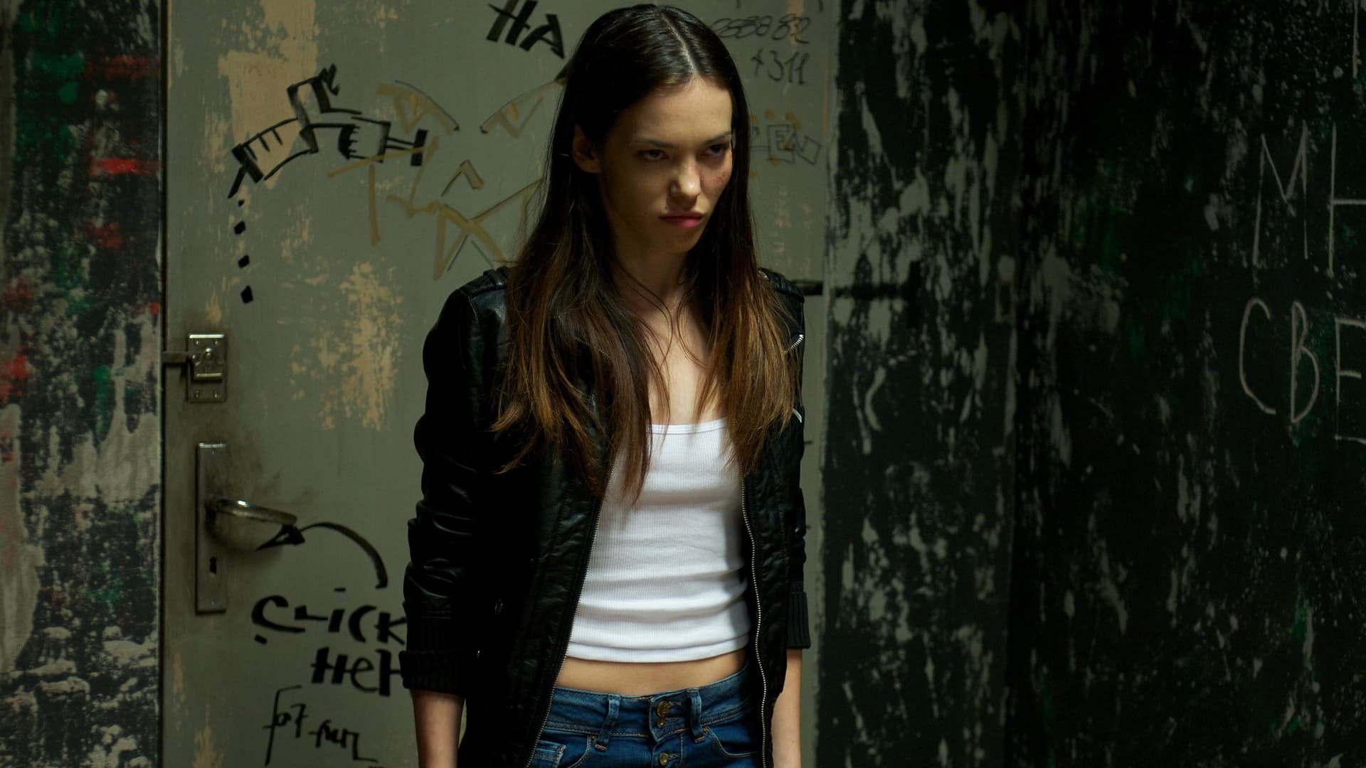 Scuip pe mormântul tău