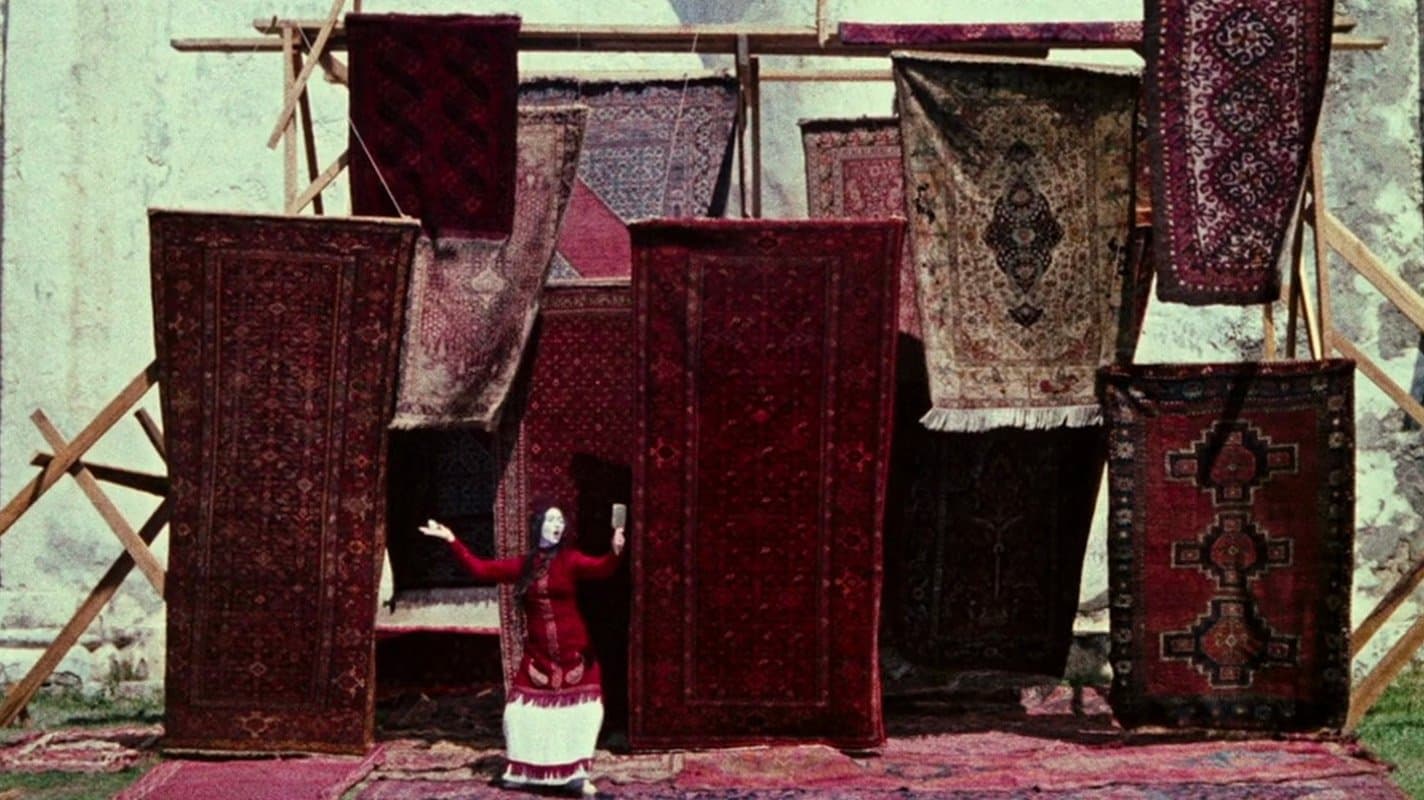 Նռան գույնը